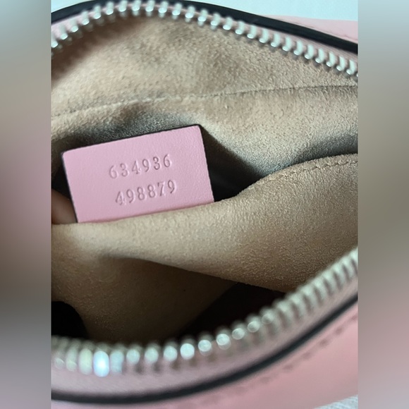 Gucci GG Matelassé Marmont Mini Shoulder Bag in Pink with Silver (RARE COLOR) - Picture 12 of 13